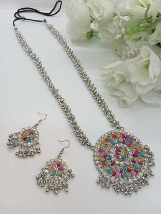 Antique Silver Party Bridal Choker Necklace Set with Earrings for Women.