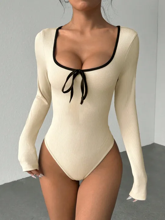 The%20Latest%20Style%20of%20Autumn's%20Elegant%20and%20Versatile%20Trendy%20Women's%20Long-Sleeved%20Tights%20-%20Image%204