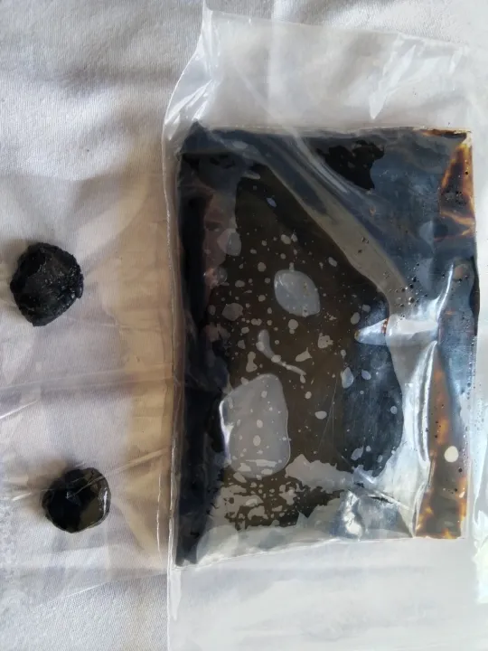 Mineral%20pitch.%20asphalt%20-%20Image%204