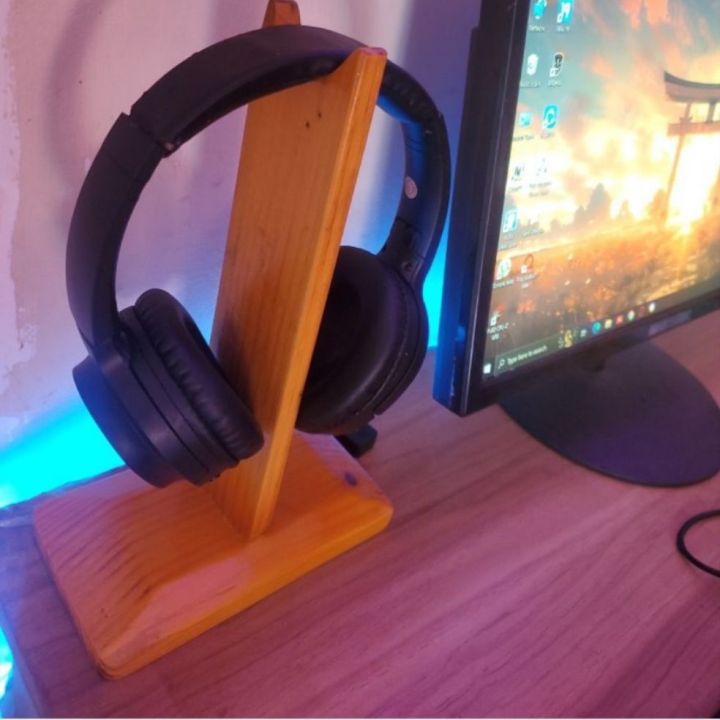 Headphone Stand Wooden