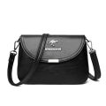 The neutral color bags are suitable for daily commuting and office use. They come in single-shoulder and hand-held styles..