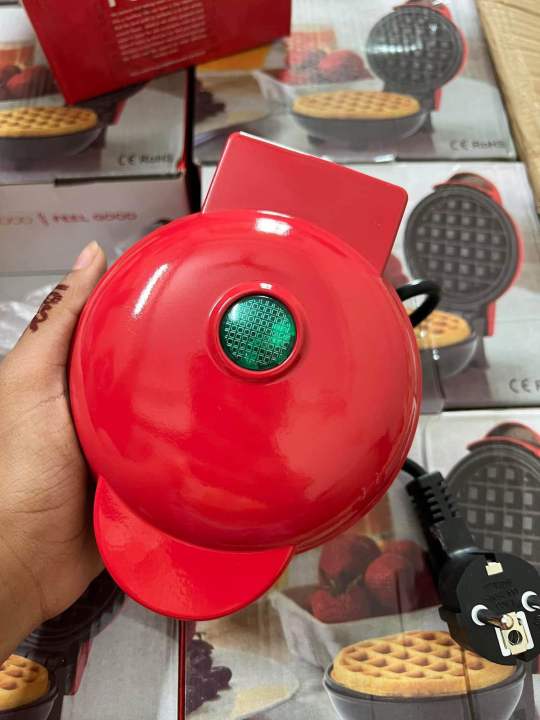 Heart%20shaped%20waffle%20maker%20-%20Image%202