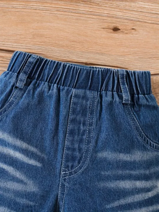 Baby%20Girl%202-Piece%20Outfit%20%7C%20Pink%20Stripe%20Bunny%20T-Shirt%20+%20Denim%20Shorts%20%7C%20Summer%20Cute%20Kids%20Clothing%20Set%20-%20Image%205