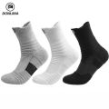 Sports socks [thick, firm, shock absorption] there are 3 colors of long socks, free shipping size 39-44. 