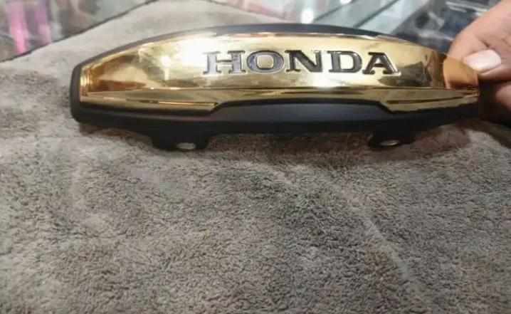 honda%20125%20and%2070%20front%20monogram%20-%20Image%206