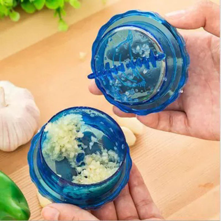 New%20Kitchen%20Multifunctional%20Garlic%20Crusher%20Manual%20Garlic%20Press%20Roll%20Crusher%20Chopper%20Home%20Appliance%20Kitchen%20Gadgets%20Accessories%20-%20Image%207