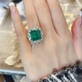Green stone ring. 