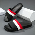 2025 Fashion men's and women's slippers Summer flat sandals Light family bathroom slippers couple indoor non-slip shower shoes.