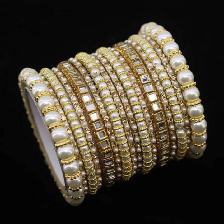 Jewellery%20for%20girls%20,%20bangles%20for%20girls%20,%20Stylish%20Pearl%20Kundan%20Bangle%20Set%20For%20Women%20and%20Girls%20-%20Image%202