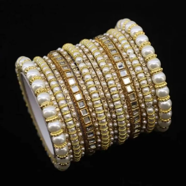 Jewellery%20for%20girls%20,%20bangles%20for%20girls%20,%20Stylish%20Pearl%20Kundan%20Bangle%20Set%20For%20Women%20and%20Girls%20-%20Image%202