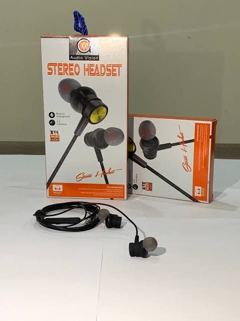 Branded handsfree,audio vision handsfree,filtered aount,clear sound,high volume,addutable volume buttons,good quality mick