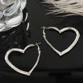 2pcs Silver-plated Earrings Ladies Light Luxury Fashion Style Exaggerated Personality Big Love Wear To Enhance The Temperament.