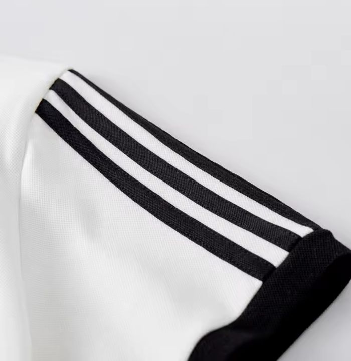 Stylish%20Premium%20Quality%20Summer%20Polo%20Shirt%20for%20Men%20-%20Classic%20Design%20Suitable%20for%20All%20Seasons%20-%20Image%205