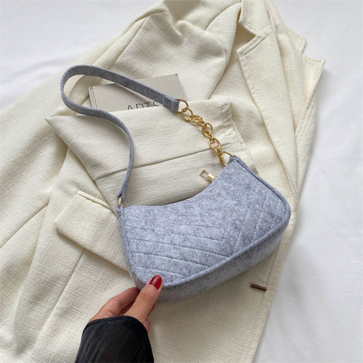 Ladies Fashion Bag, Felt Retro underarm bag Elegant Solid color Women's Shoulder bag Vintage style fashion Casual purse for Daily use Travel essential Shopping companion College students Fashion lovers