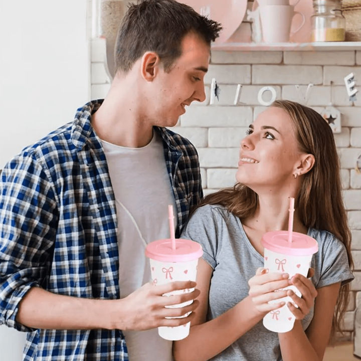 Reusable%20Plastic%20Cups%20With%20Pink%20Ribbons,%2024%20Ounces%20With%20Straws%20And%20Lids.%20For%20Parties,%20Drinking,%20Coffee,%20Weddings,%20Birthdays%20-%20Image%202