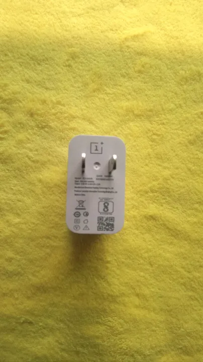 ONE%20PLUS%20Adopter%2067W%20fast%20charger%20-%20Image%203