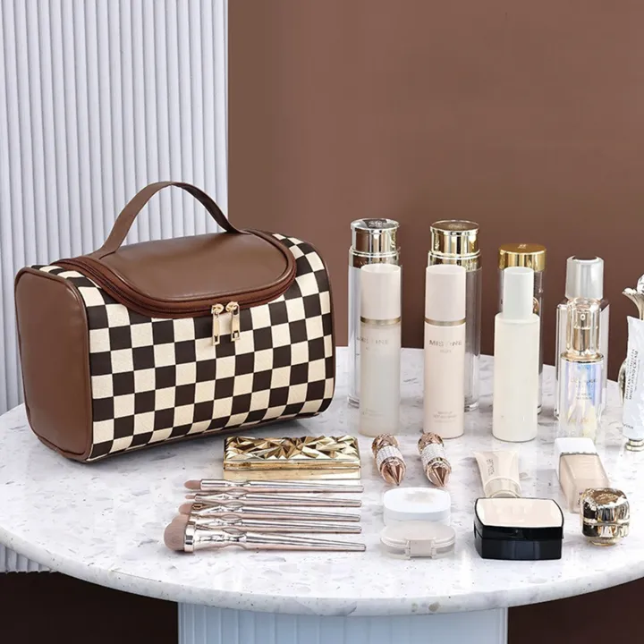 Cute%20PU%20Makeup%20Bag%20For%20Women%20Toiletries%20Organizer%20Waterproof%20Travel%20Make%20Up%20Pouch%20Female%20Large%20Capacity%20Portable%20Cosmetic%20Case%20-%20Image%206
