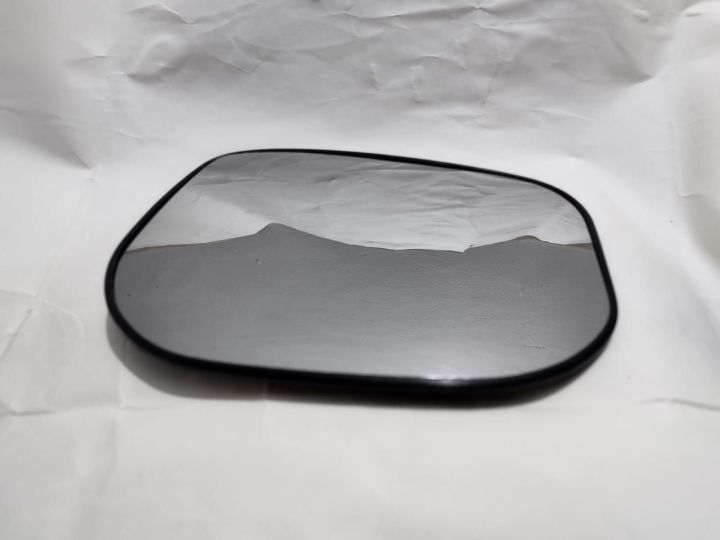 HONDA%20FIT%20GP1%20SIDE%20MIRROR%20LENS%20WITH%20HEATER%20(GLASS)%20RIGHT%20SIDE%202009%20UP%20TO%202013%20-%20Image%202