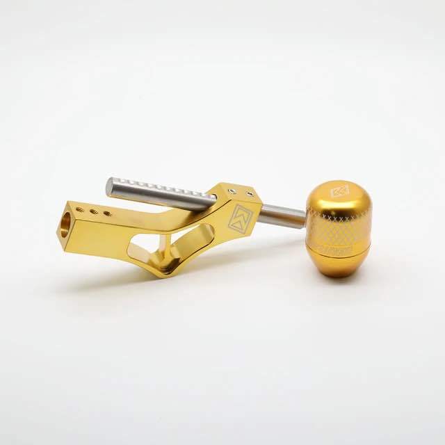 Aluminum%20Car%20Gear%20Extender%20With%20Gear%20Shift%20Knob%20Adjustable%20Lever%20Shifter%20Extender%20-%20Image%205