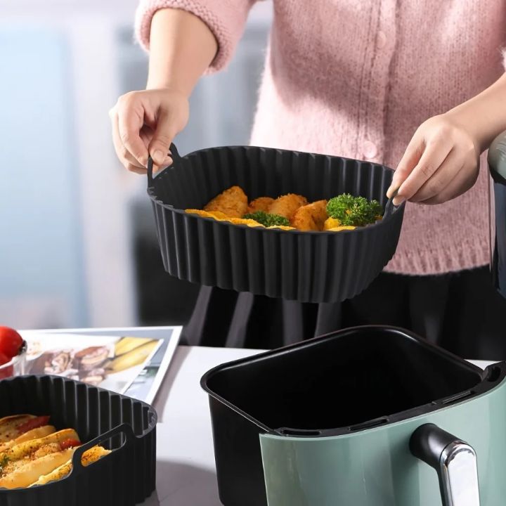 Reusable%20Air%20Fryer%20Silicone%20Liners%20Square%20Non%20Stick%20Basket%20Mat%20for%204-7QT%20Air%20Fryer%20Oven%20Microwave%20Baking%20Airfryer%20Accessories%20-%20Image%205