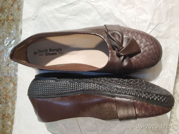 Ladies%20Full%20Lofar%20%7C%20Exclusive%20Design%20Ladies%20Full%20Shoe%20Lofar%20Cutting%20for%20Women%20and%20Girls%20%7C%20Chocolate%20and%20Black%20Color%20Ladies%20Lofar%20Shoes%20-%20Image%203