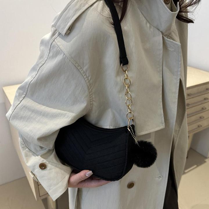 Mini%20Women%20Shoulder%20Bags%20Fashion%20Felt%20Women's%20Bag%20Design%20Advanced%20Underarm%20Handbags%20Mini%20Saddle%20Bag%20-%20Image%204