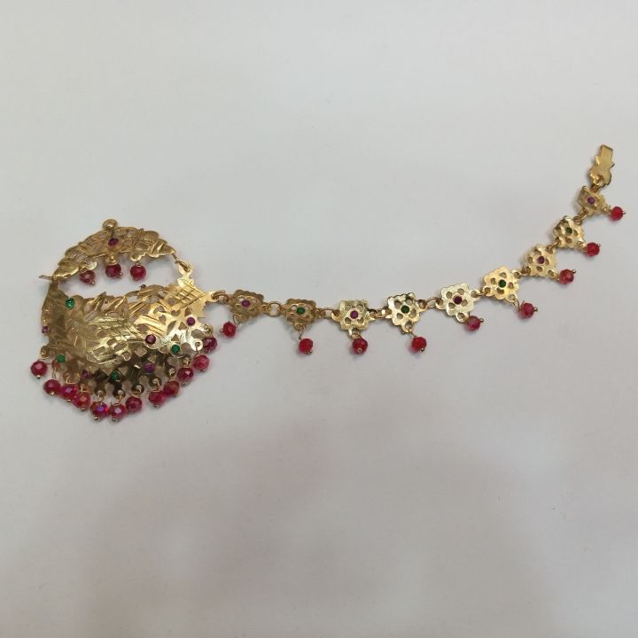 Gold-Plated%20Traditional%20Bridal%20Manjus%20Nath%20with%20Red%20Beads%20%E2%80%93%20Raaikal%20Jewels%20-%20Image%203