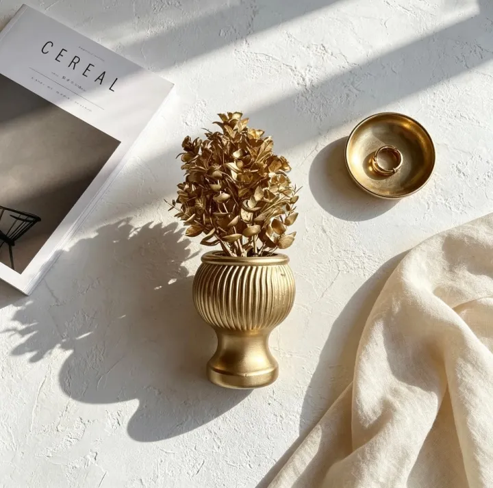 Luxury%20Golden%20Artificial%20Plant%20with%20Vertical%20Ribbed%20Chalice%20Pot%20-Elegant%20Miniature%20Golden%20Potted%20Shrub%20with%20Textured%20Goblet%20Vase%20for%20TV%20Console,%20Side%20Table,%20Luxury%20Room%20Decoration%20Accent%20-%20Image%208