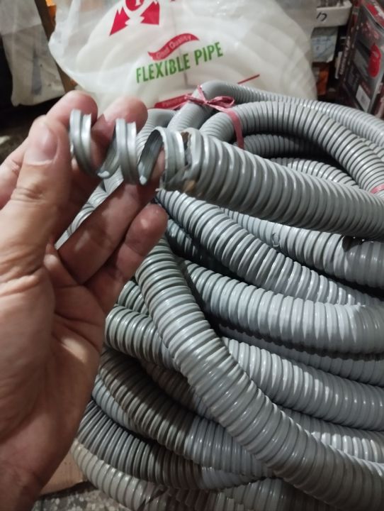 GI%20PVC%20%20coated%20flexible%20%20Metallic%20conduit%20pipe%201%20Inch%20size%20for%20Electrical%20or%20solar%20wires%20-%20useful%20electrical%20accessory%20-%20Image%204