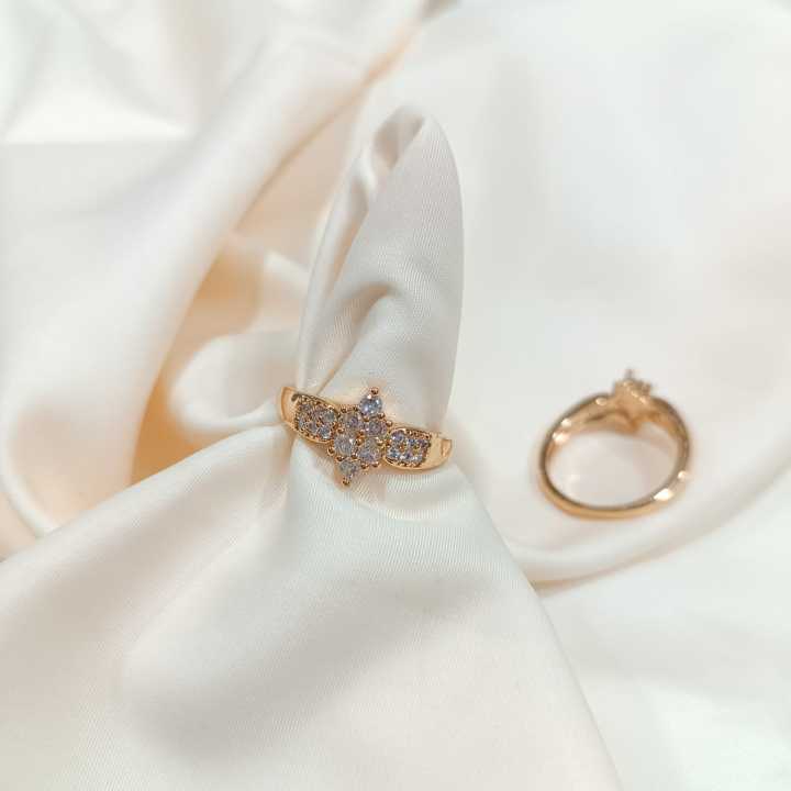 Double%20Butterfly%20Rings%20for%20Women%20/%20Exclusive%20Finger%20Ring%20(Adjustable)%20-%20Image%202