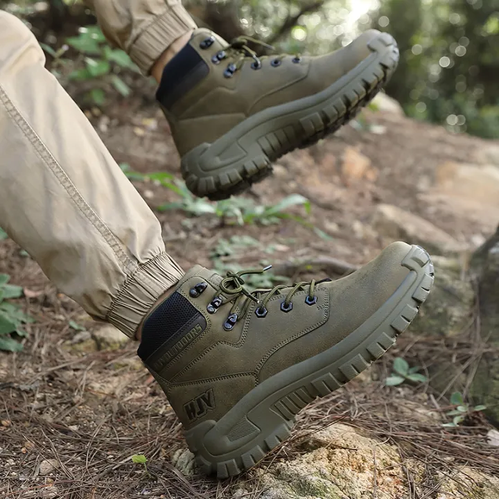 High-Top%20Leather%20Men's%20Boots%20Breathable%20Desert%20Combat%20Boots%20Outdoor%20Non-slip%20Hiking%20Boots%20Men%20Motorcycle%20Boots%20Work%20Ankle%20Boots%20-%20Image%205