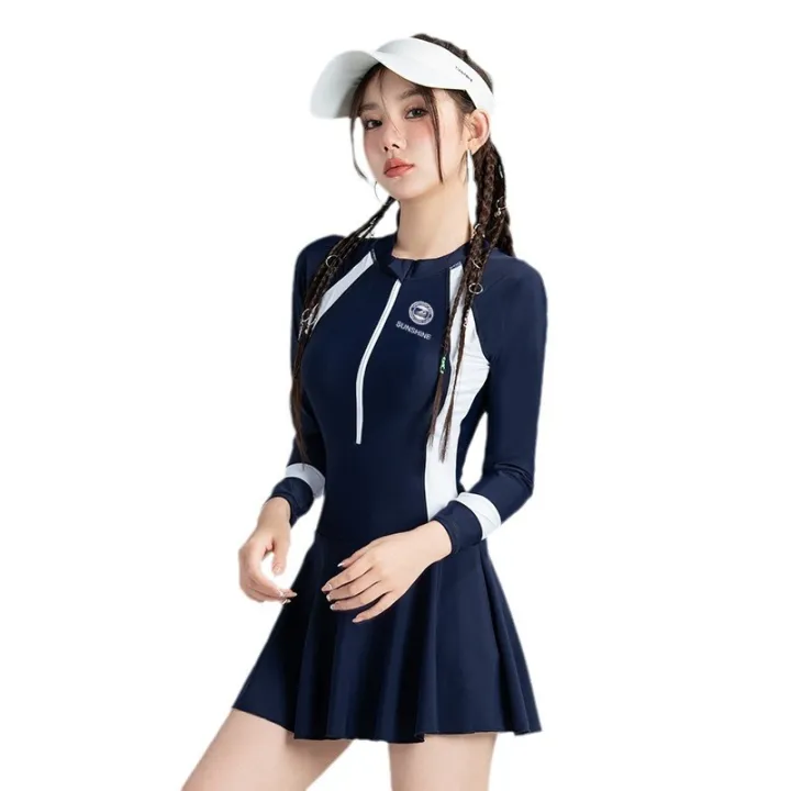 Black%20and%20White%20Color%20Matching%20One-piece%20Sports%20Small%20Chest%20Gathered%20To%20Cover%20The%20Belly%20Weight%20Swimming%20Sun%20Protection%20Swimsuit%20-%20Image%206