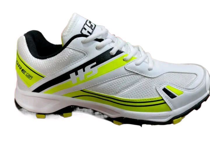 Cricket shoes hs core5 gripper