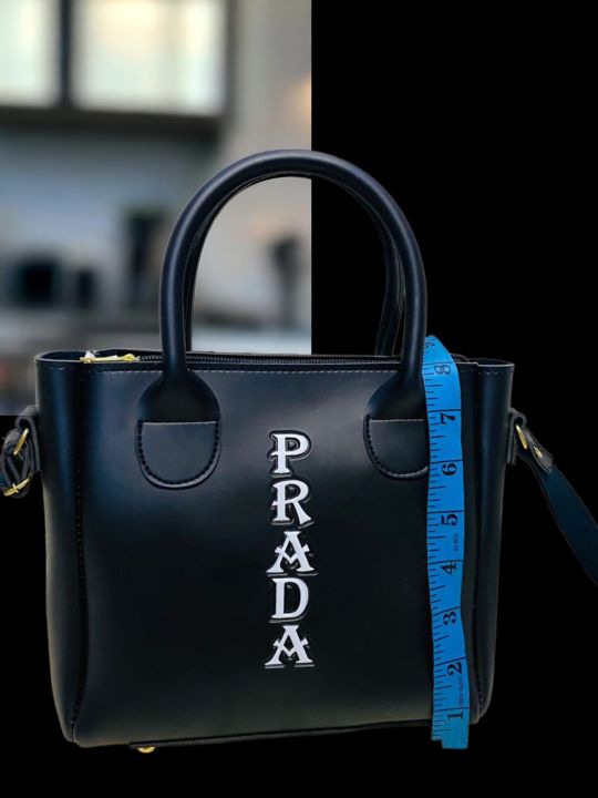 🔥 New *Prada* Stylish Bags 🔥
✨ Premium Quality
✨ Stylish & Unique
✨ Good Looking 
✨ 1 zip
✨  9 Colors