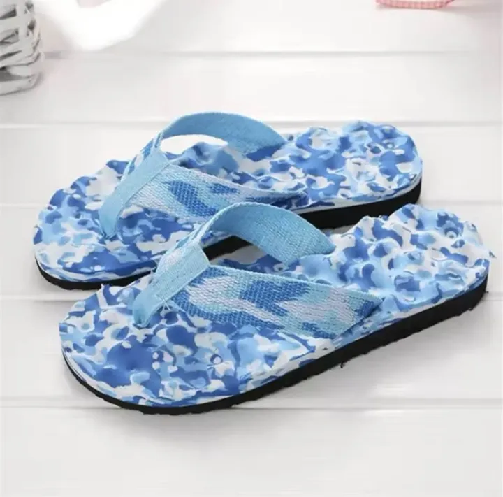 Slippers%20for%20women%E2%80%99s%20-%20Image%202