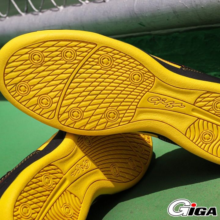 Giga%20futsal%20shoes%20fg409%20Red%20Black%20and%20White%20size%2038-44%20-%20Image%205