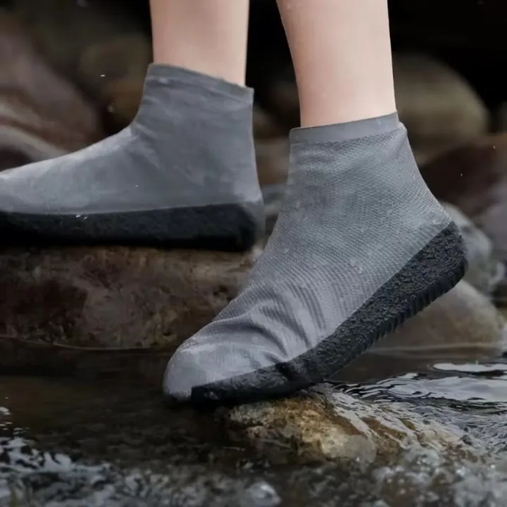 1%20Pair%20Latex%20Waterproof%20Shoe%20Covers%20Anti-Slip%20Reusable%20for%20Outdoor%20Travel%20Rainy%20Day%20Unisex%20Overshoes%20Foot%20Protectors%20-%20Image%205