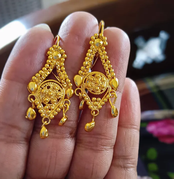 Women's%20Gold%20Plated%20Earrings%20Fashion%20Jewelry%20Accessory%20-%20Image%205