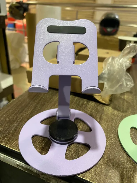Adjustable%20Full%20Metal%20(Aluminum)%20Phone%20Holder%20Phone%20Stand%20Take%20Anywhere%20Desk%20Mobile%20Stand%20-%20Image%203