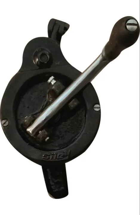 Sewing%20Machine%20Hand%20Wheel%20%7C%20Strong%20&%20Reliable%20Replacement%20for%20Household%20Sewing%20Machines%20-%20Image%207