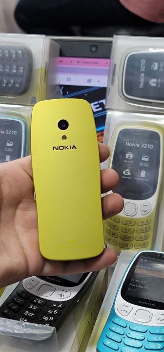 Nokia%203210%20Dual%20Sim%20TypeC%20Charging%20Port%20-%20iconic%20feature%20phone%20-%20classic%20design%20-%20new%20edition%202024%20-%20long%20battery%20phone%20-%20Image%205