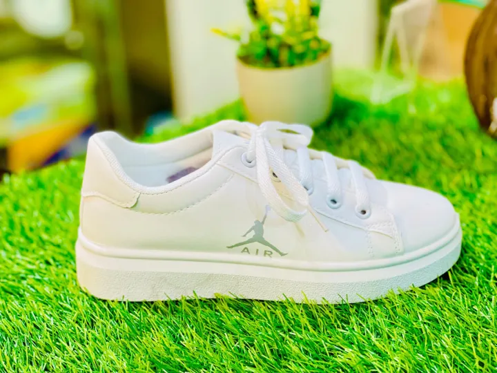 scs%20girls%20sneaker%20shoes%20-%20Image%204