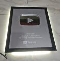 samne pichone same silver play button show piece for using studio decoration,room decoration play show piece,youtube logo ad silver colour. 