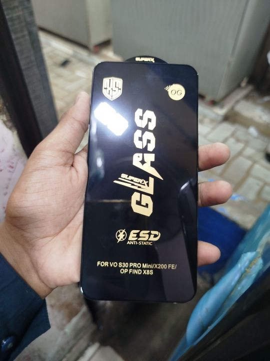 Tempered%20Glass%20Screen%20Protector%20For%20Vivo%20X200%20FE%20%20%20(OG%20FULL%20Tempered)%20-%20Image%203