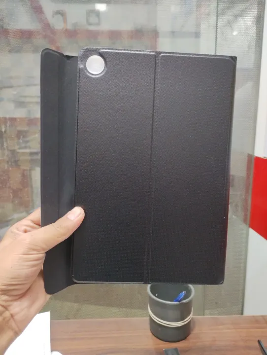 Samsung%20Galaxy%20Tab%20A9%20Book%20Cover%208.7%20inch%20-%20Black%20-%20Image%203