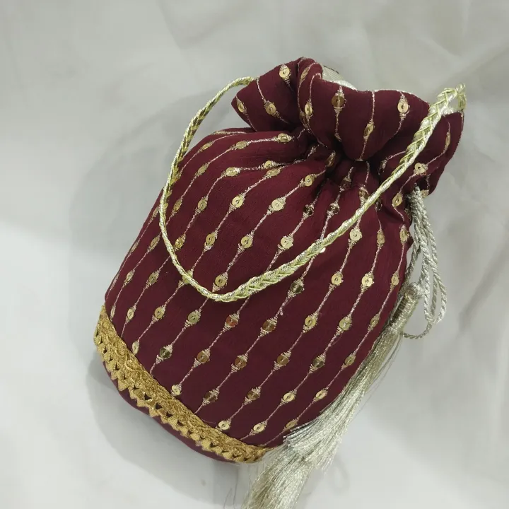 Designer%20Traditional%20Potli%20Bag%20with%20Fancy%20Embroidery%20and%20Gota%20Lace%20Handle%20for%20Women%20-%20Wedding%20Gift%20-%20Image%204