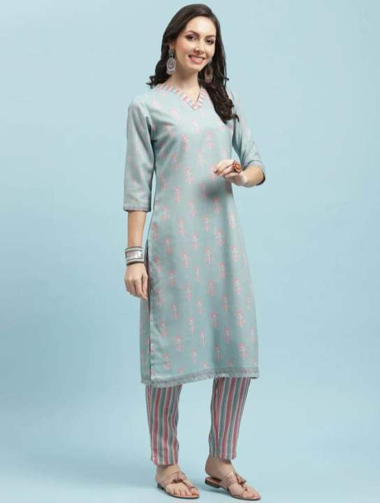Women%E2%80%99s%20Floral%20Print%20Kurtha%20-%20Image%203