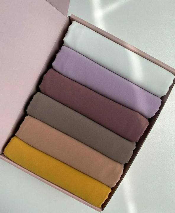 Hijab%20hamper%20#%F0%9F%A7%95%20Elegant%20Hijab%20Gift%20Set%20%E2%80%93%20Perfect%20for%20Hijabis%20%7C%20Customized%20gift#%20Thoughtful%20gift#%20hijabi%20gift%20hampers%20-%20Image%206