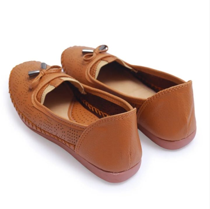 Girls%20Comfort%20Loafers%20-%20Stylish%20Design%20for%20Casual%20Wear%20-%20Image%208