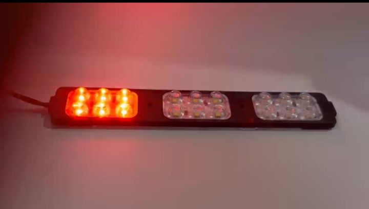 VIP%20LIGHT%2012V%20DC%20%20Red%20-%20White%20-%20Blue%20Flashing%20LED%20Light%20Emergency%20Type%20,%2018LED%20VIP%20Light%20WATERPROOF%20-%20Image%204